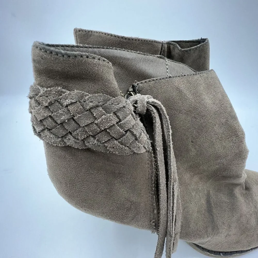 Altar’d State Brown Suede Booties Tassel Zipper Size 8.5